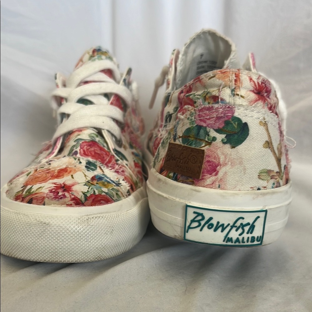 Blowfish White Sneakers Casual Comfort